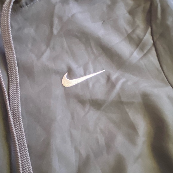 Nike Gray Full-Zip Jacket - Picture 3 of 9